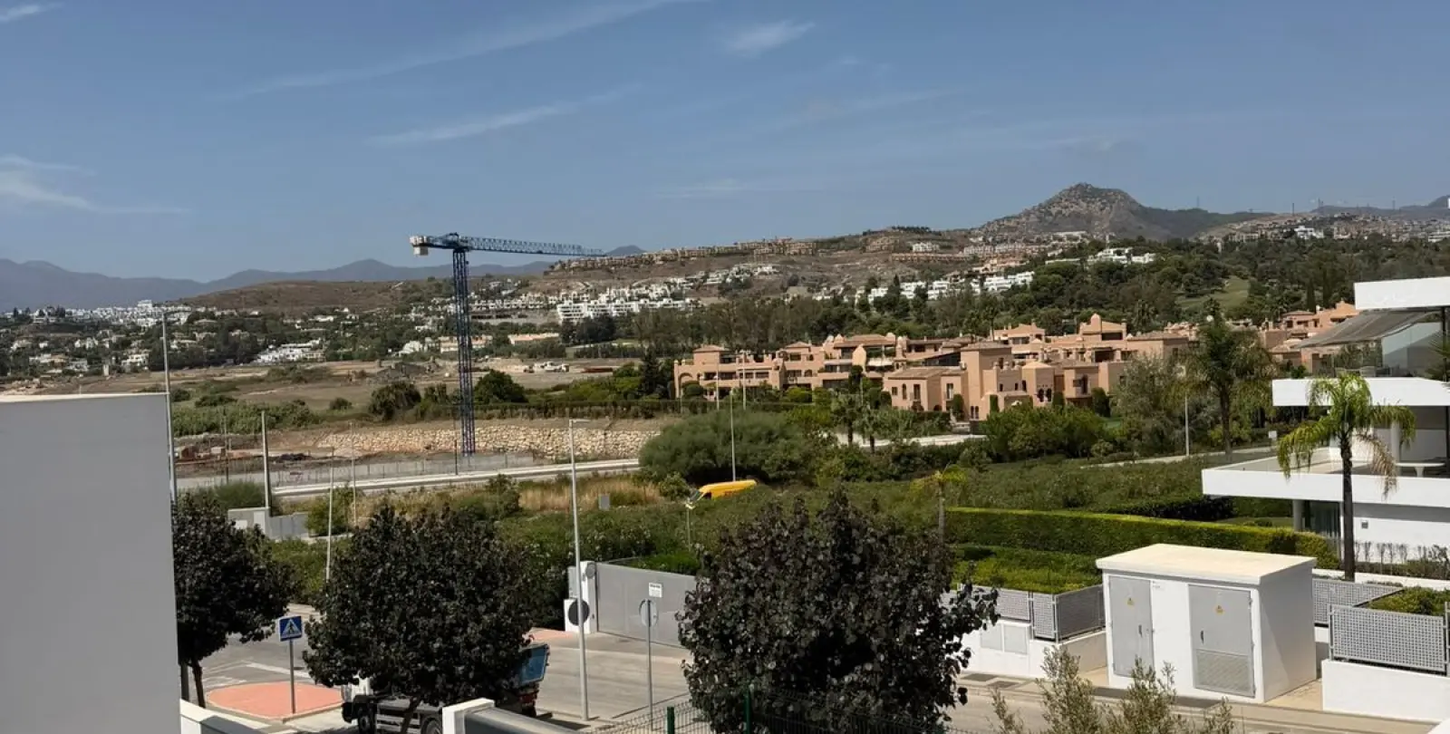 Sale of detached villa in Atalaya 7