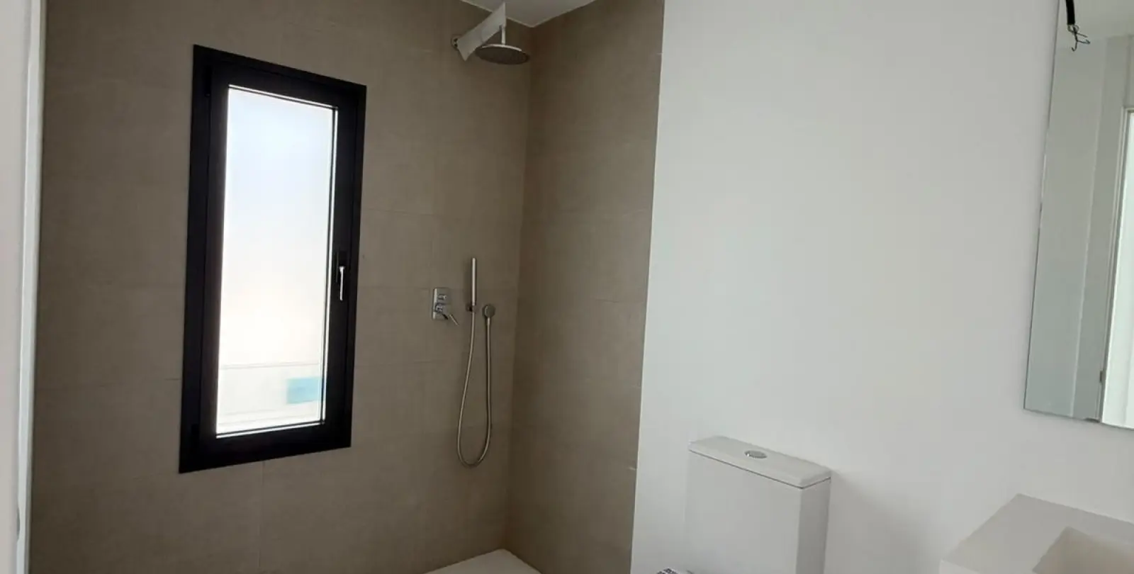 Sale of detached villa in Atalaya 14