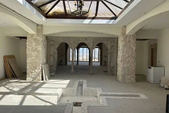 Image 4 thumb