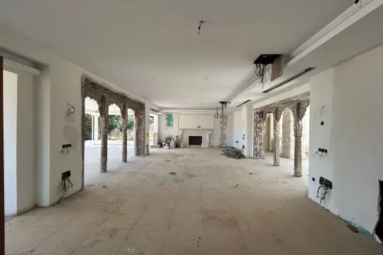 Image 7 thumb