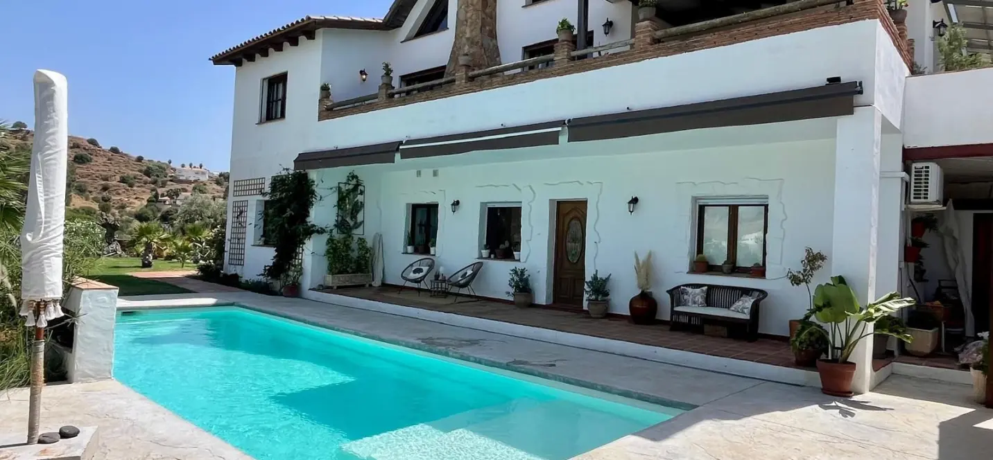 Sale of detached villa in La Cala de Mijas 0