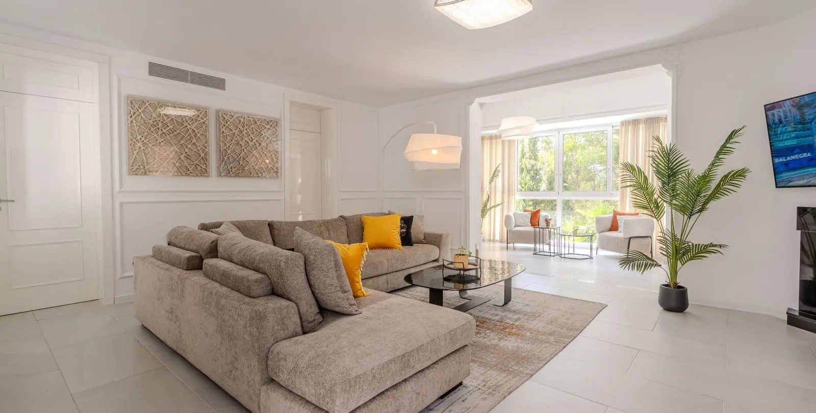Venta de villa independiente en Nueva Andalucía 14