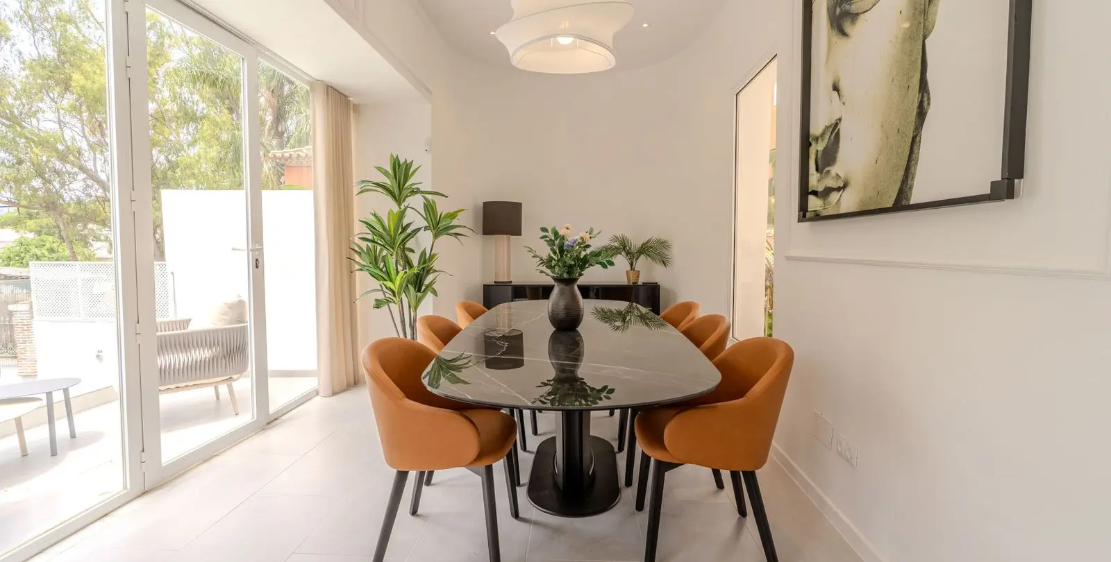 Venta de villa independiente en Nueva Andalucía 20