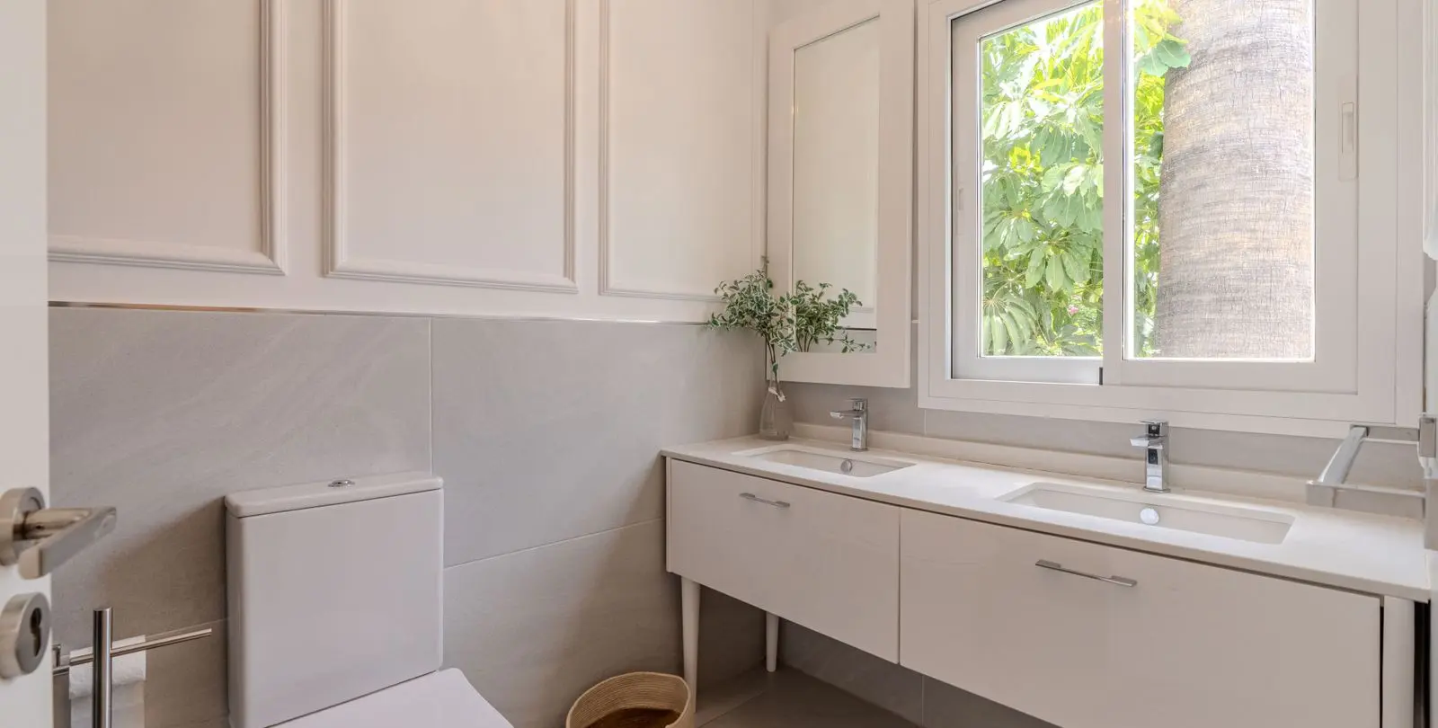 Venta de villa independiente en Nueva Andalucía 29
