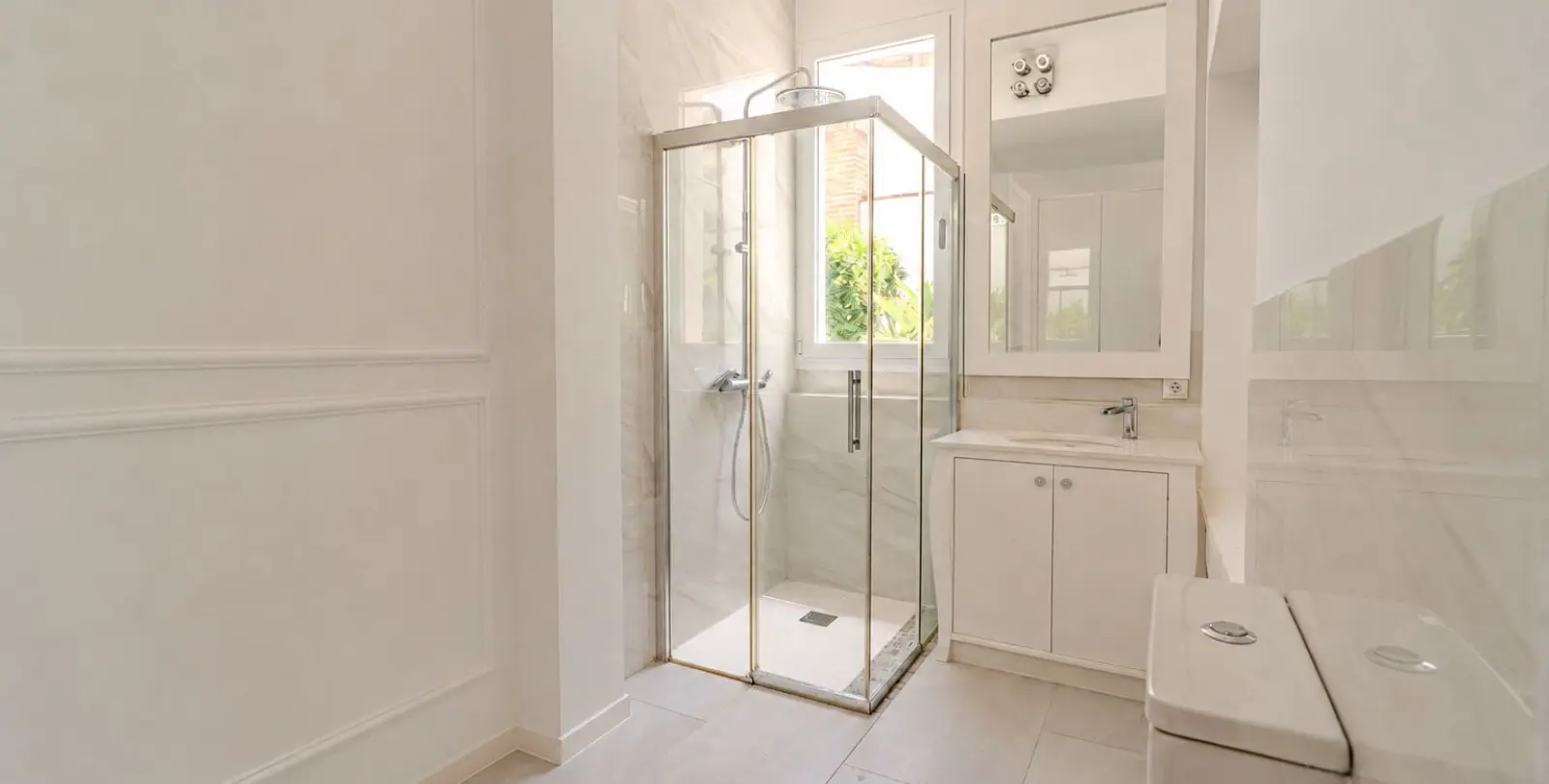 Venta de villa independiente en Nueva Andalucía 34