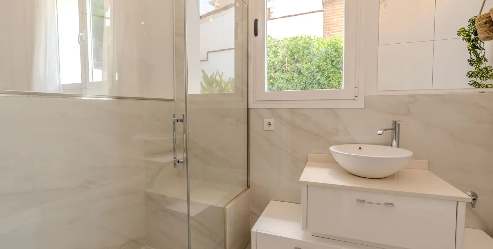 Venta de villa independiente en Nueva Andalucía 39