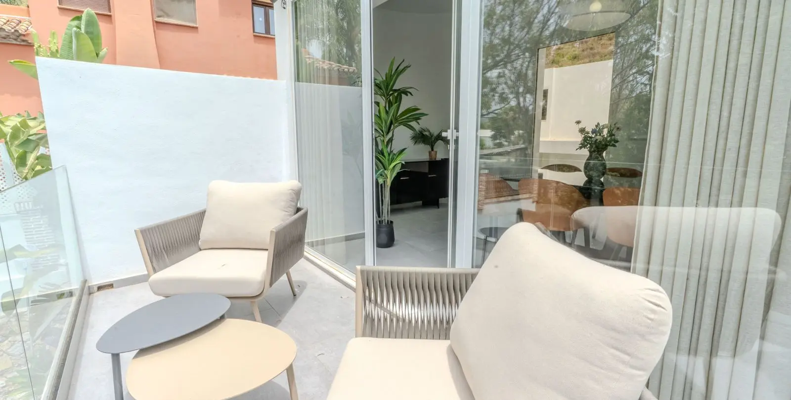 Venta de villa independiente en Nueva Andalucía 49