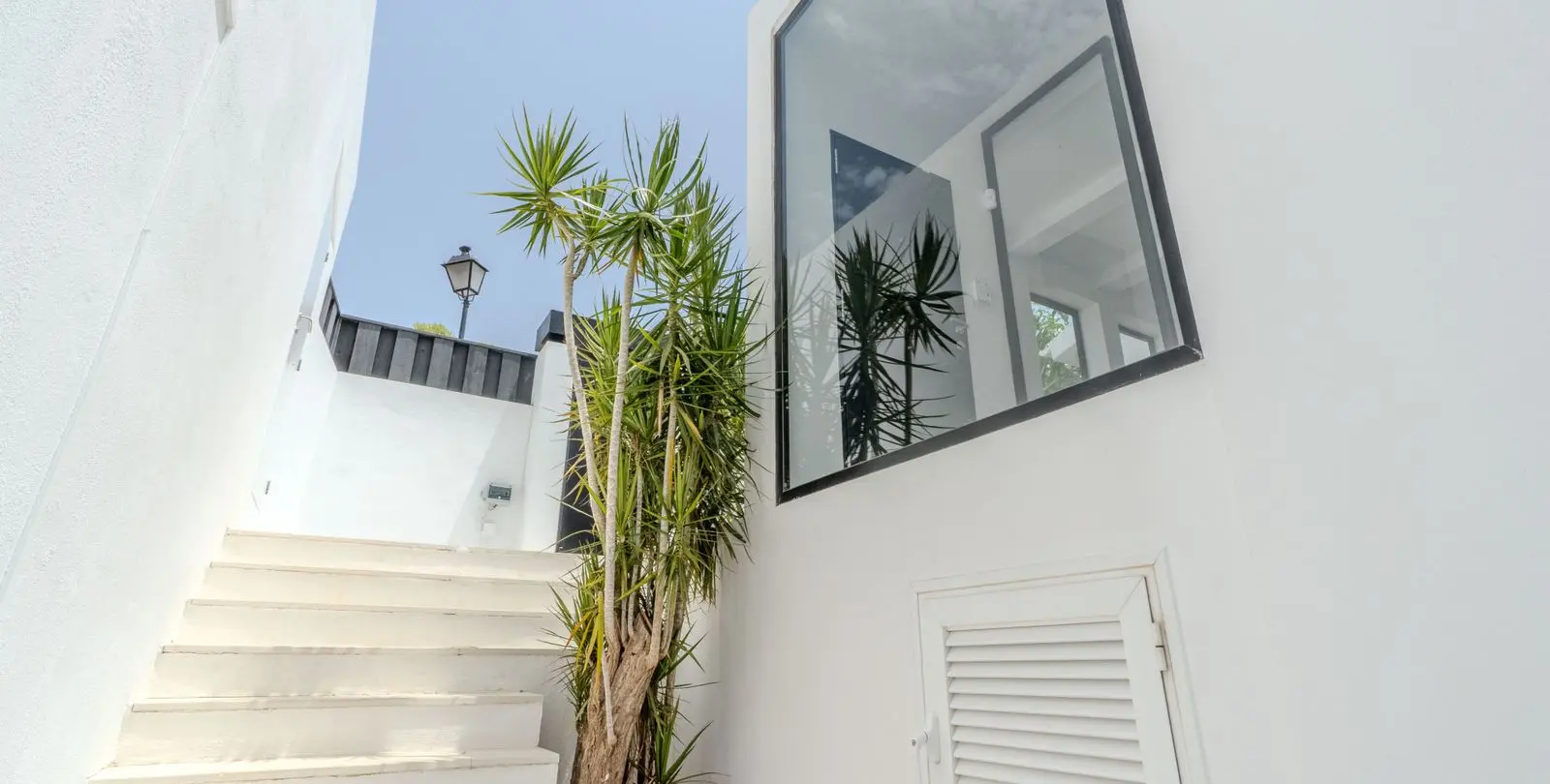 Venta de villa independiente en Nueva Andalucía 72