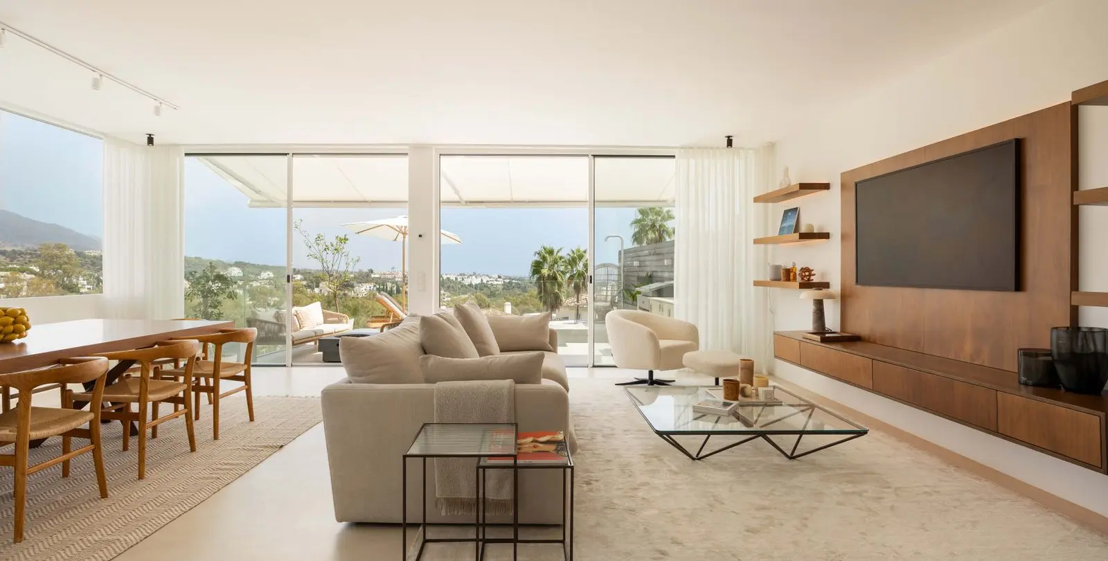 Venta de apartamento en planta media en Nueva Andalucía 5