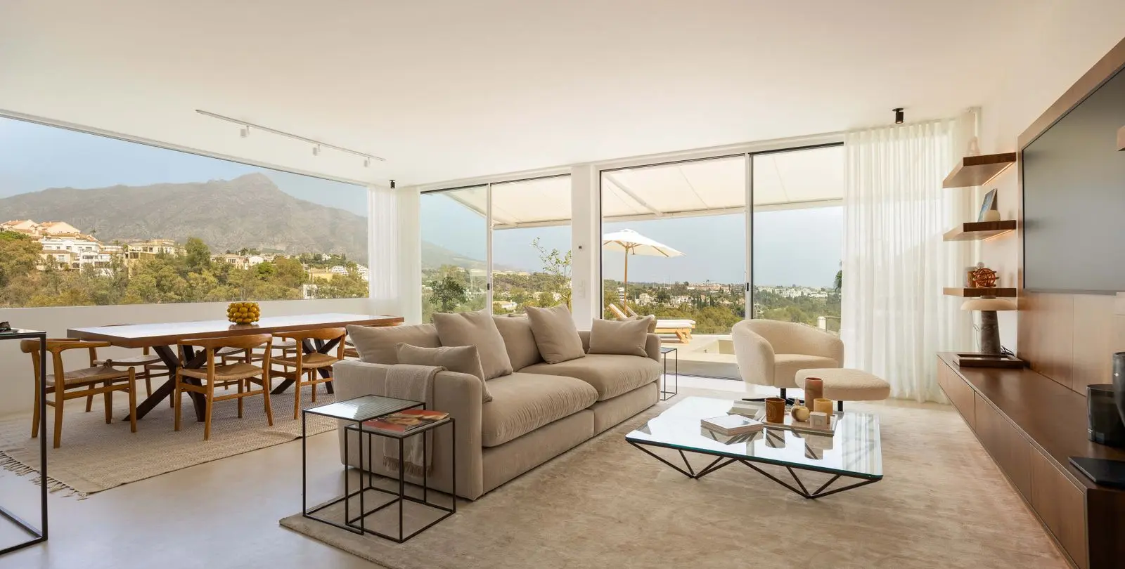 Venta de apartamento en planta media en Nueva Andalucía 7