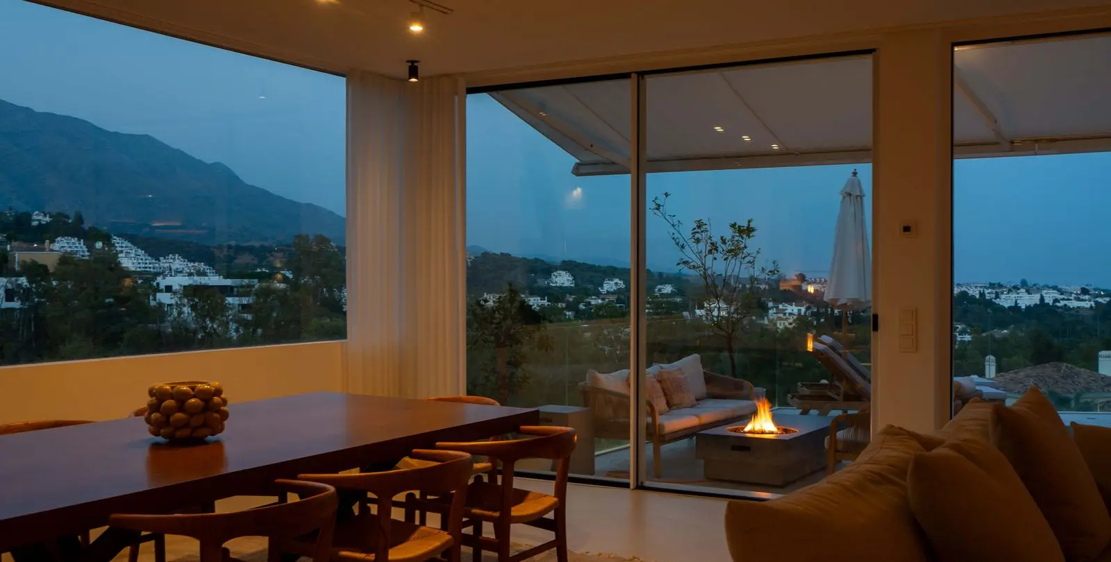 Venta de apartamento en planta media en Nueva Andalucía 27