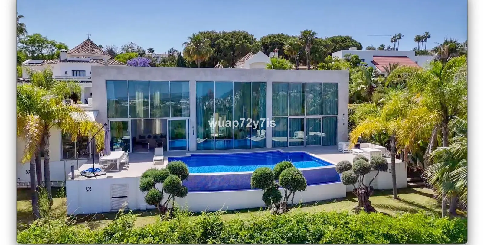 Venta de villa independiente en La Quinta 1