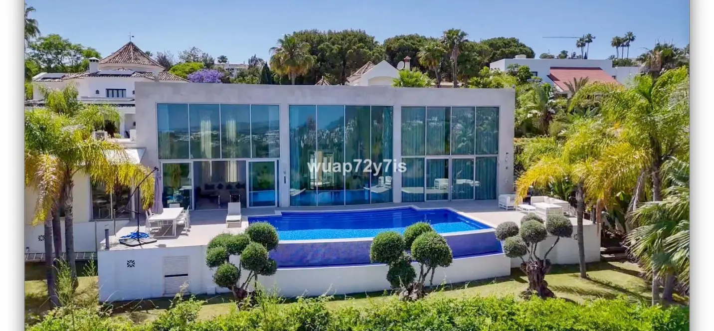 Venta de villa independiente en La Quinta 0