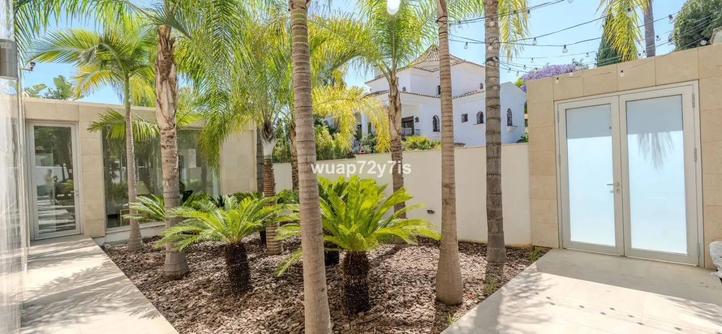 Venta de villa independiente en La Quinta 3