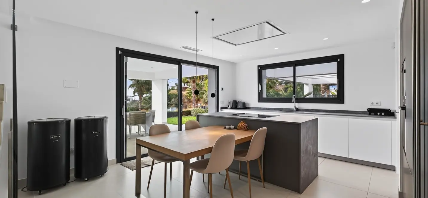 Venta de villa independiente en Torremuelle 2