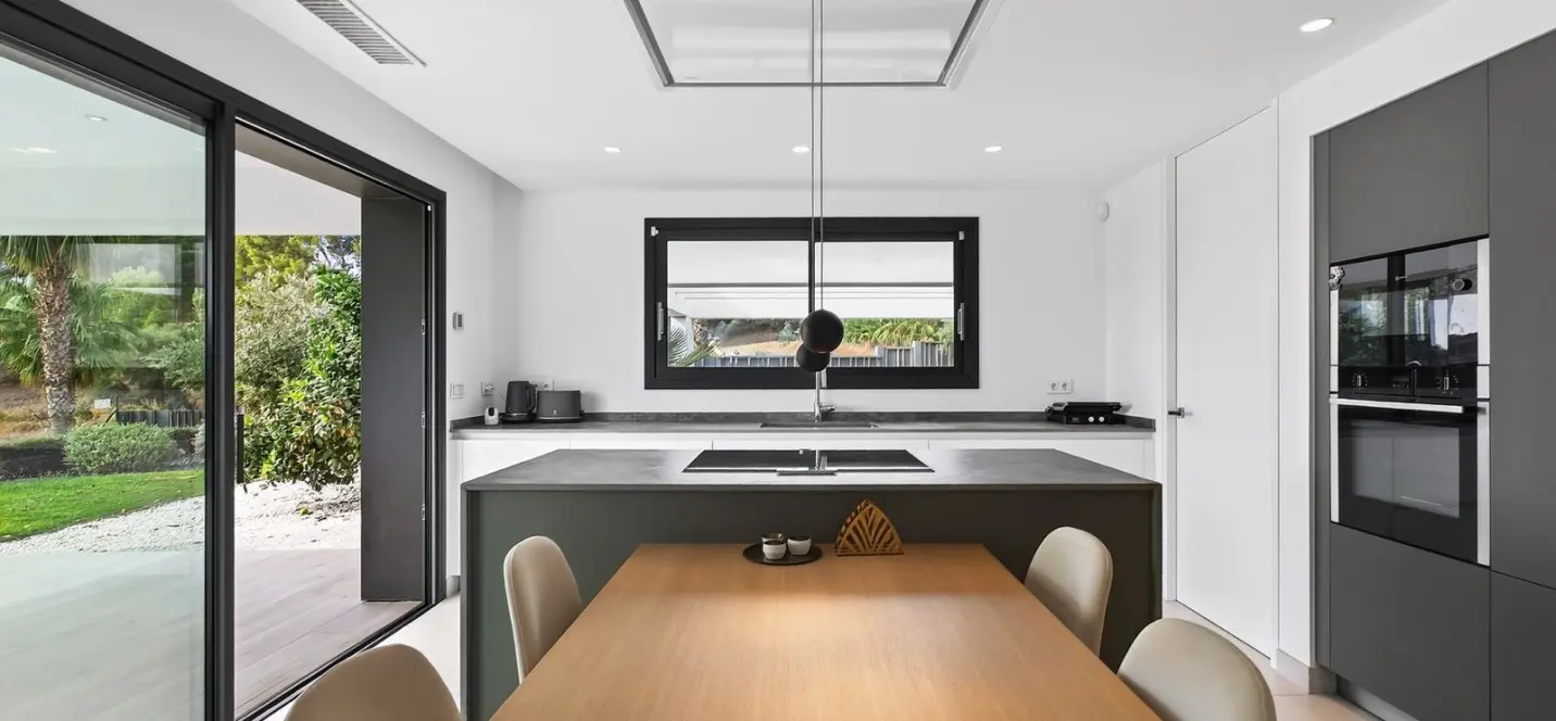 Venta de villa independiente en Torremuelle 4