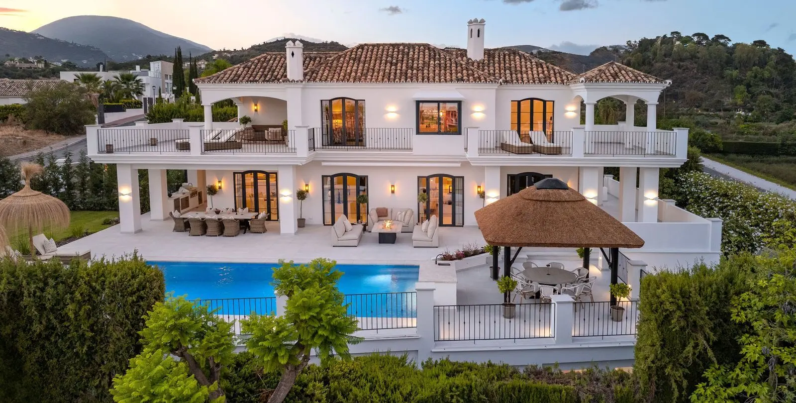 Продажа  отдельно стоящей виллы в Nueva Andalucía 3