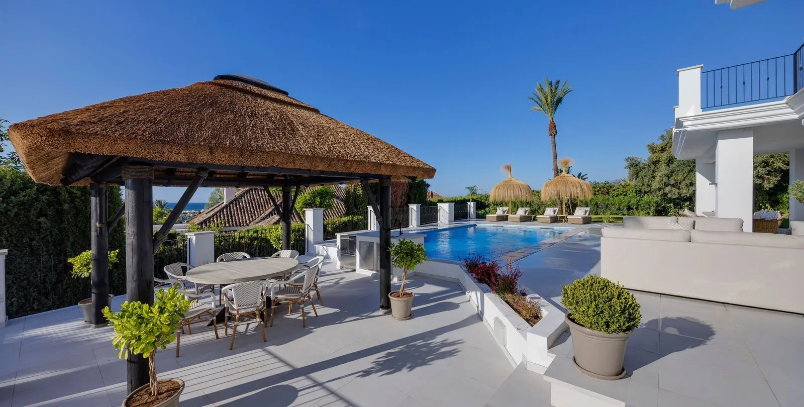 Продажа  отдельно стоящей виллы в Nueva Andalucía 105