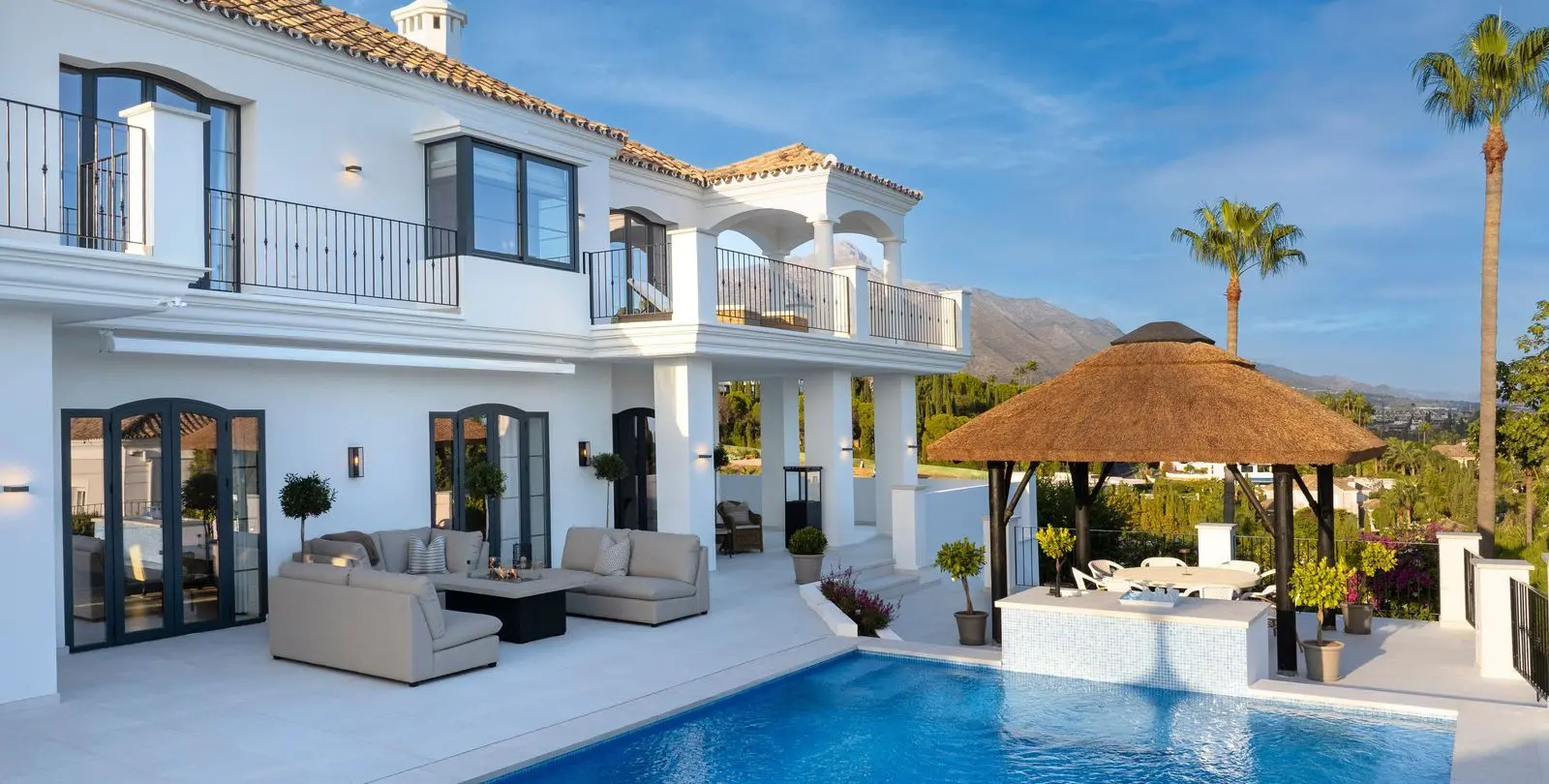 Продажа  отдельно стоящей виллы в Nueva Andalucía 107