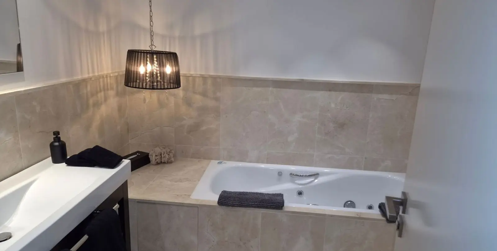 Long-term rent of middle floor apartment in Los Flamingos 16