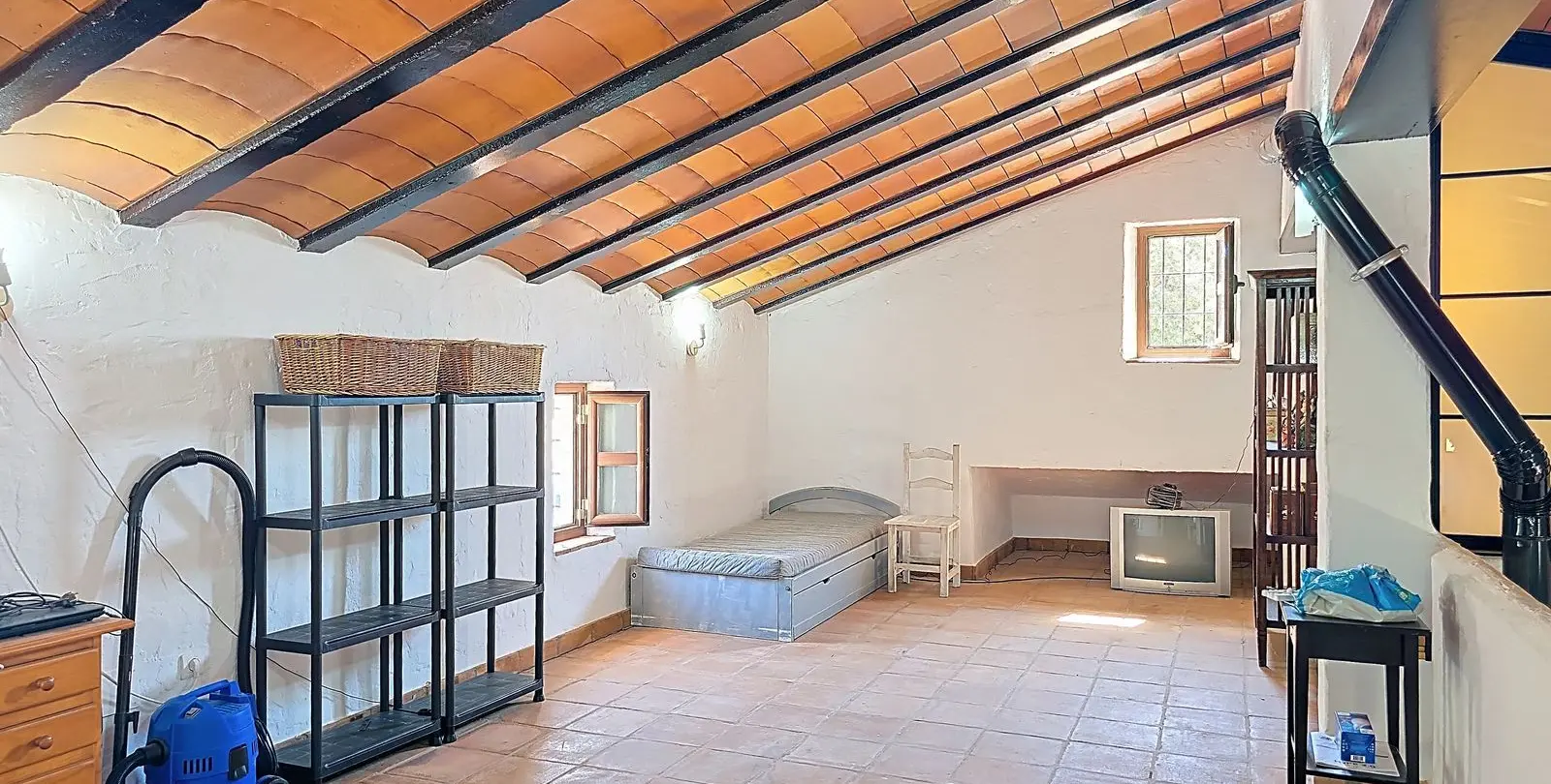 Venta de villa independiente en Riogordo 31