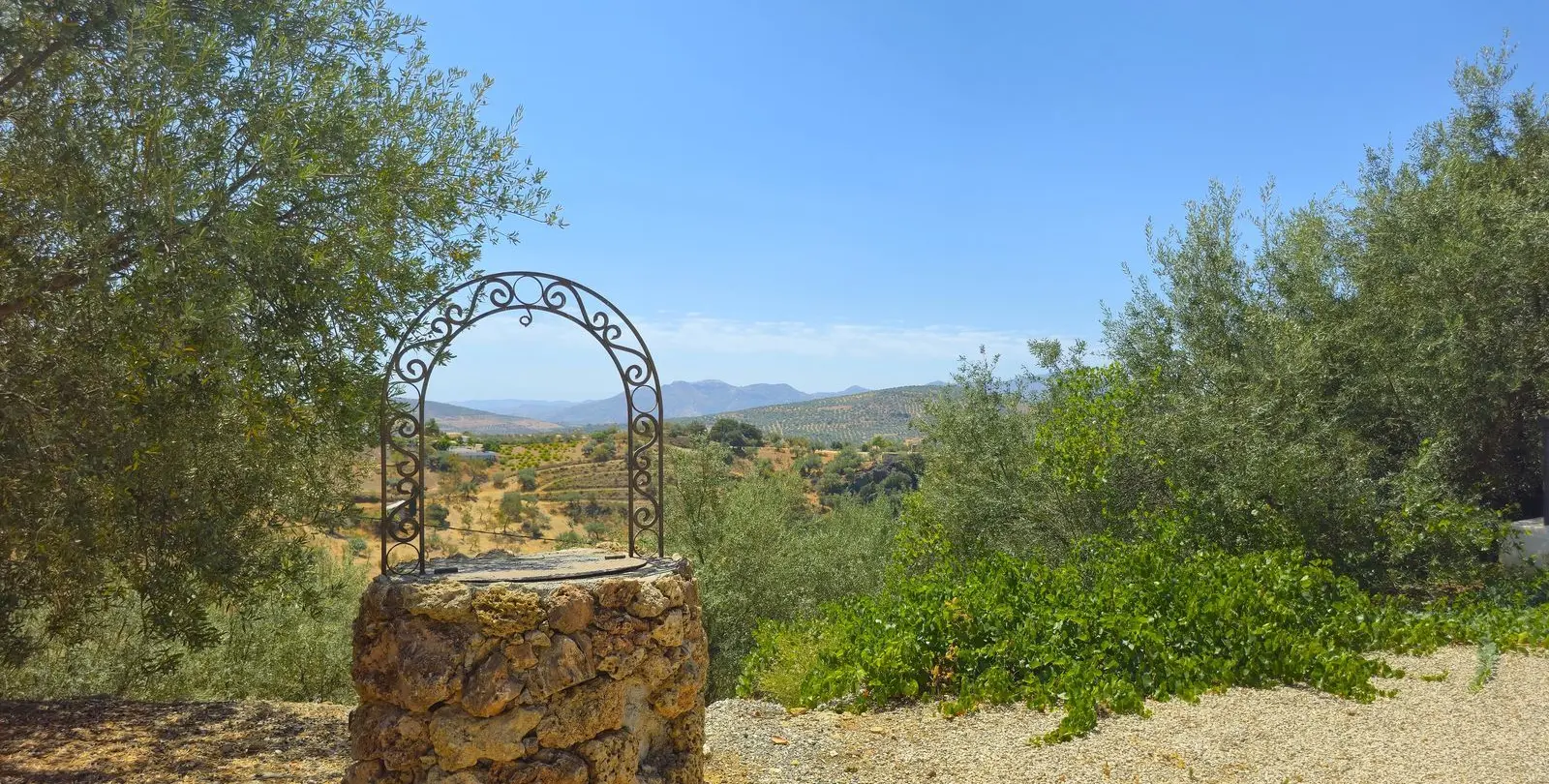Venta de villa independiente en Riogordo 57