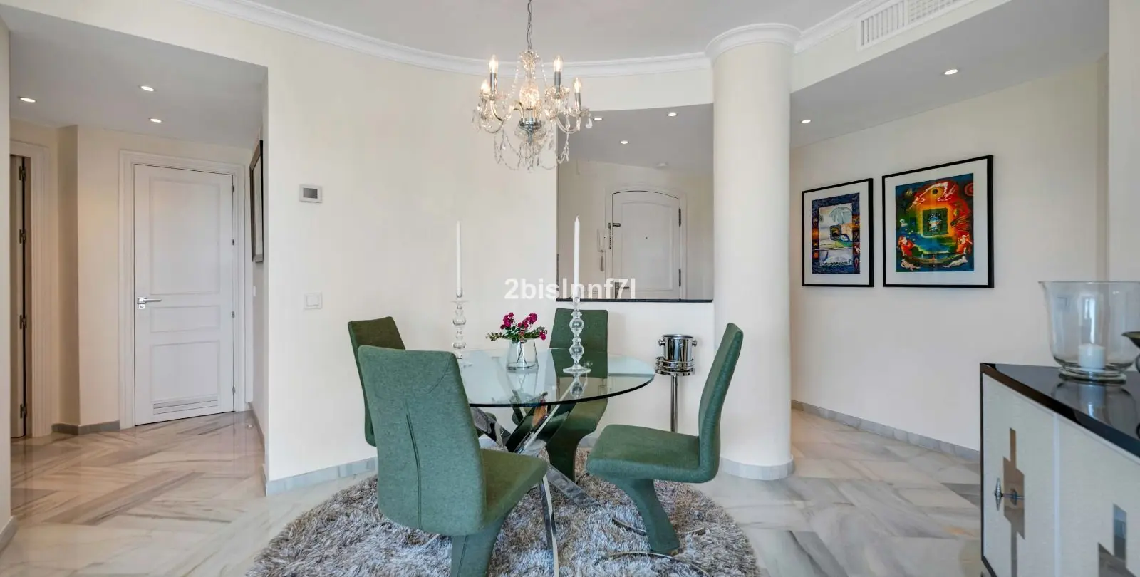 Venta de apartamento en planta media en Elviria 9