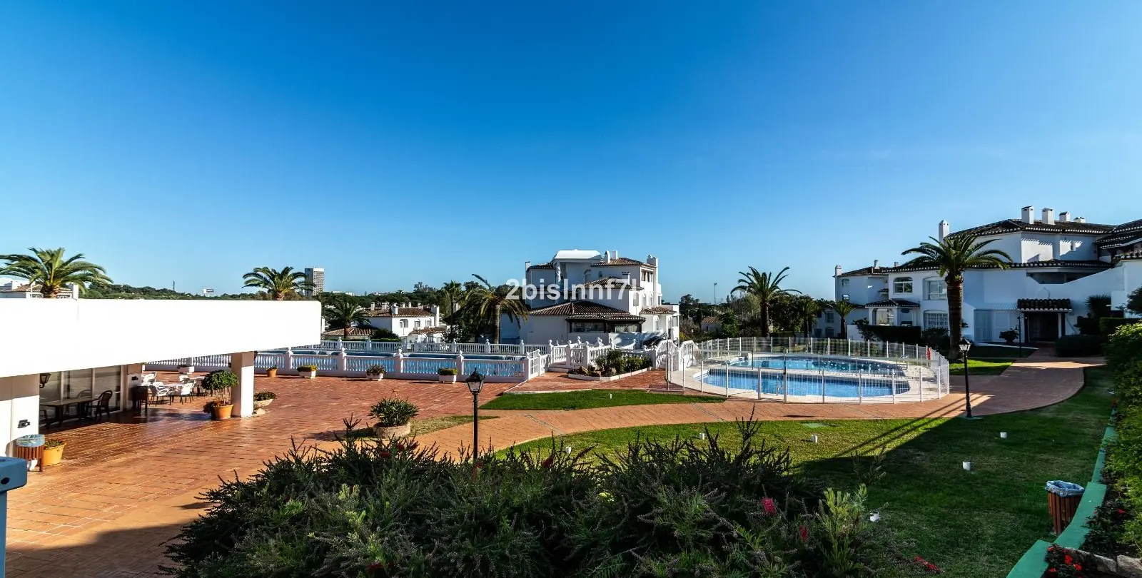 Venta de apartamento en planta media en Elviria 32