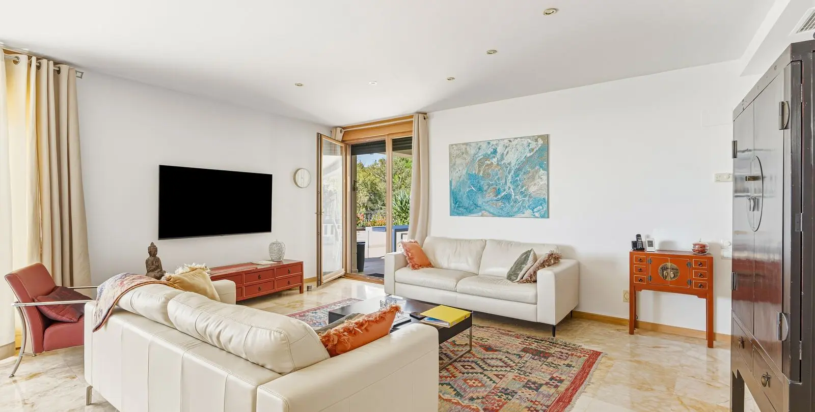 Venta de apartamento en planta baja en Altos de los Monteros 8