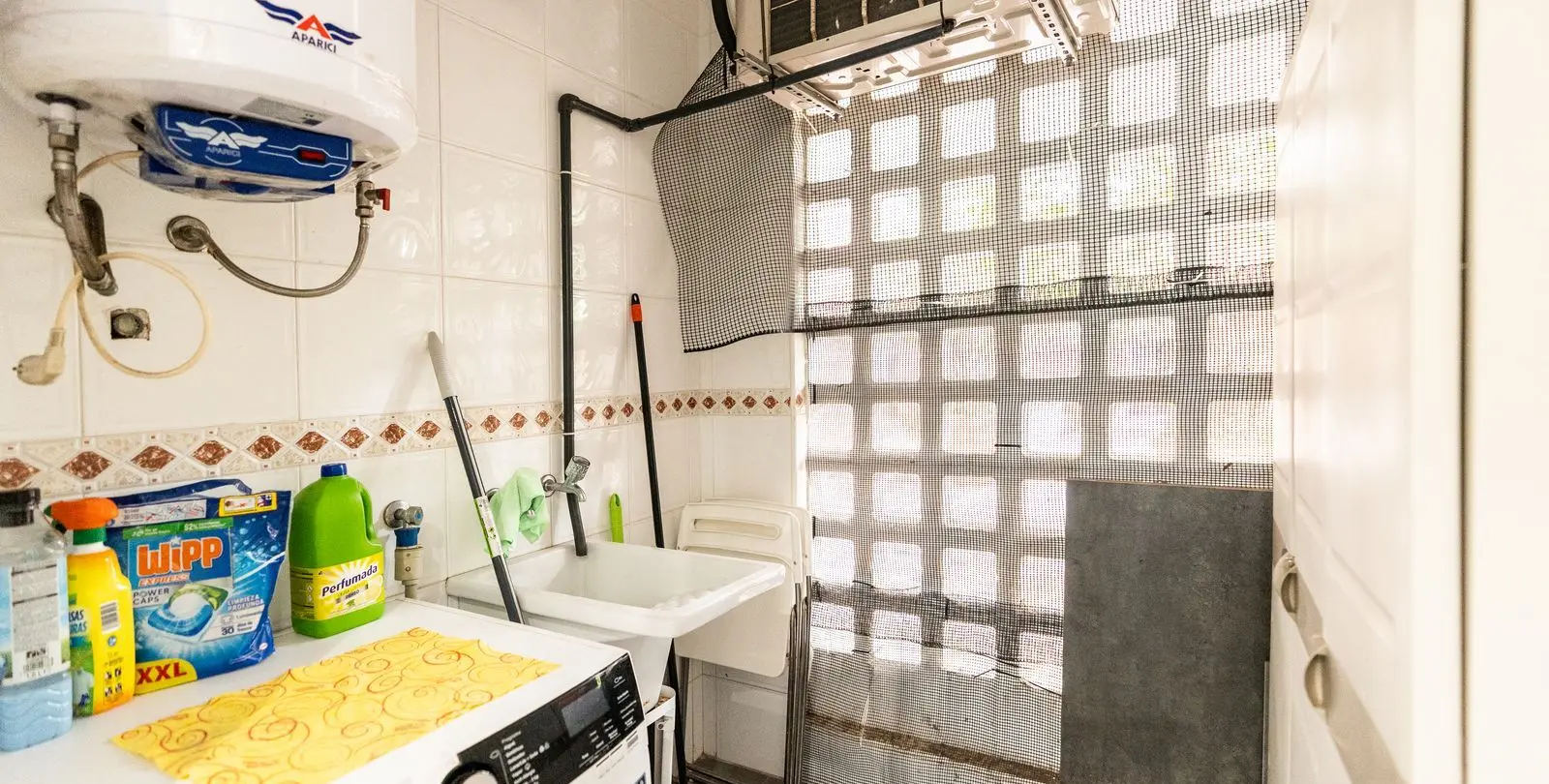 Venta de apartamento en planta baja en Puerto Banús 22