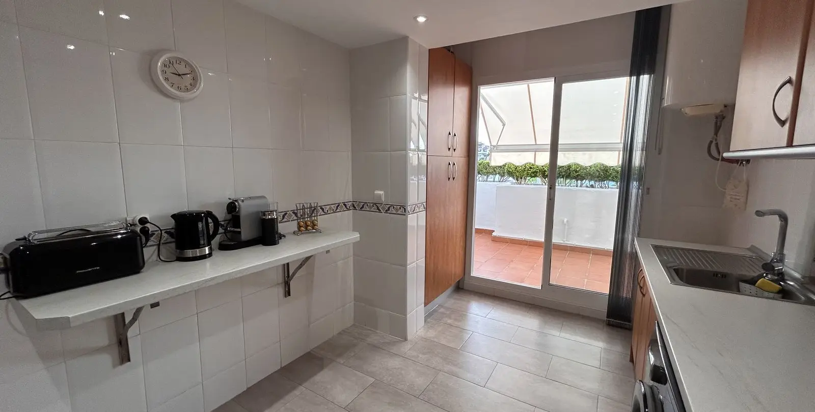 Venta de ático dúplex en Estepona 17