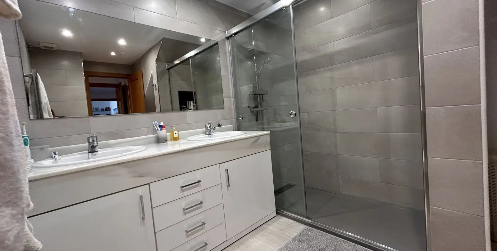 Venta de ático dúplex en Estepona 24