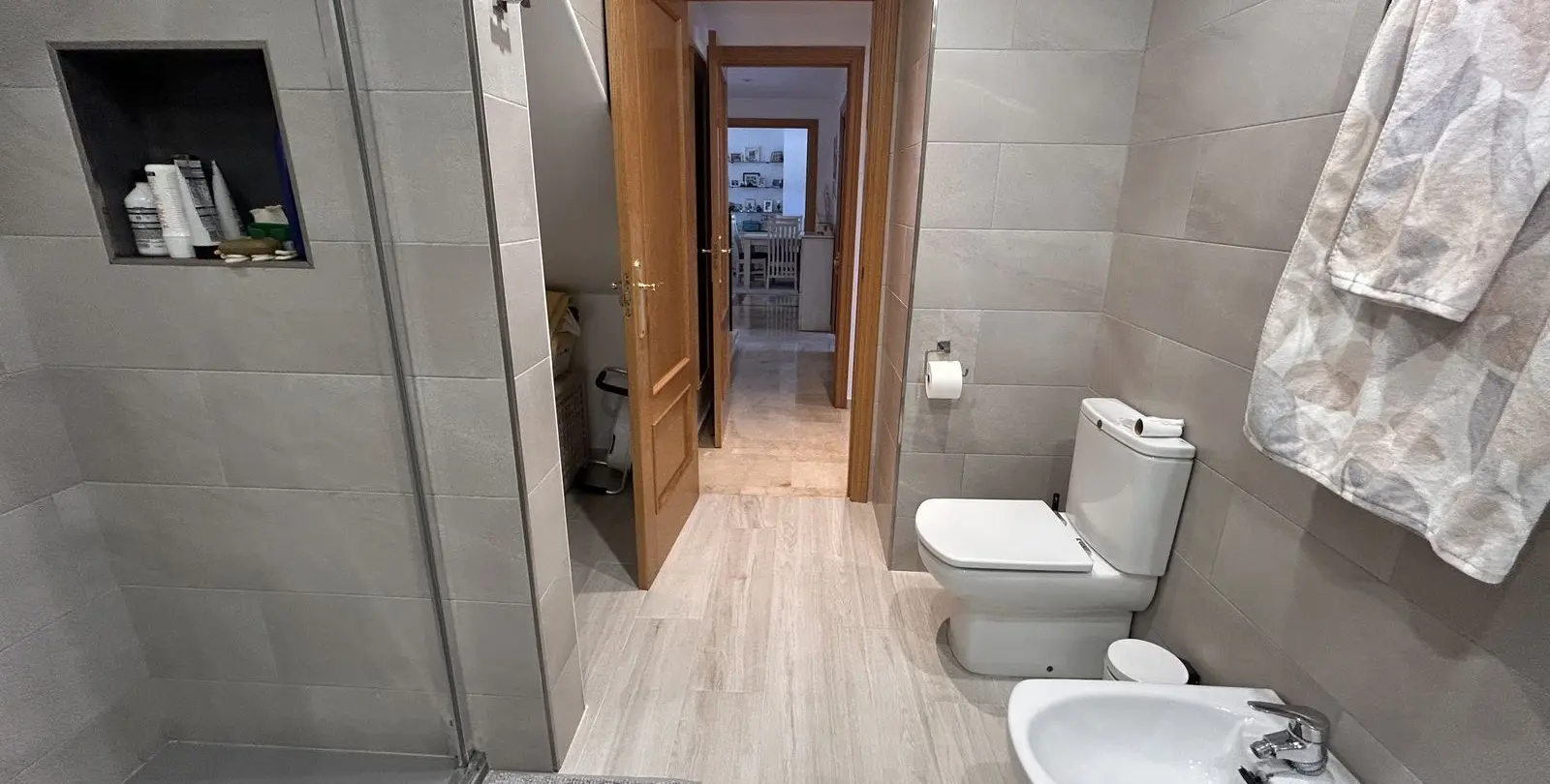 Venta de ático dúplex en Estepona 25