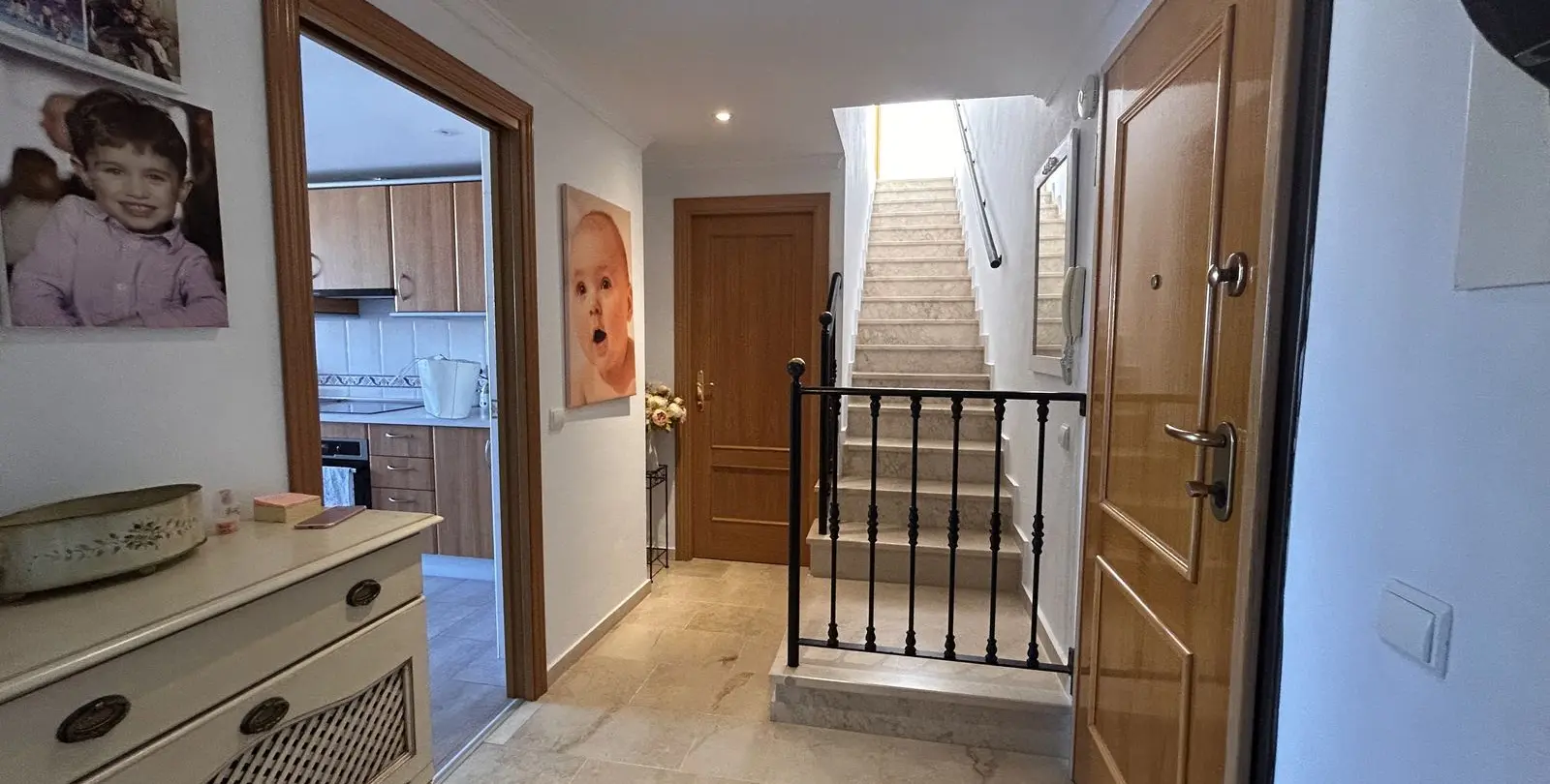 Venta de ático dúplex en Estepona 26