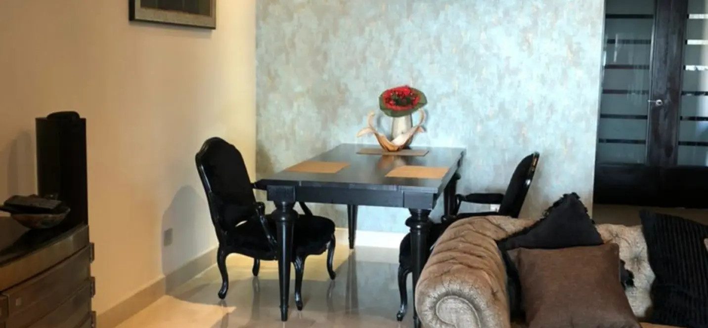 Alquiler a corto plazo de apartamento en planta media en Puerto Banús 3