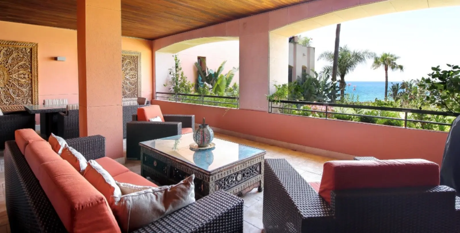 Alquiler a corto plazo de apartamento en planta media en Puerto Banús 7