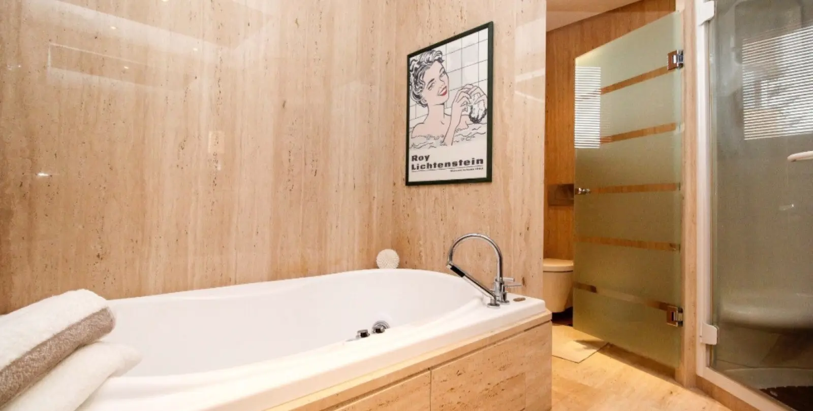 Alquiler a corto plazo de apartamento en planta media en Puerto Banús 18
