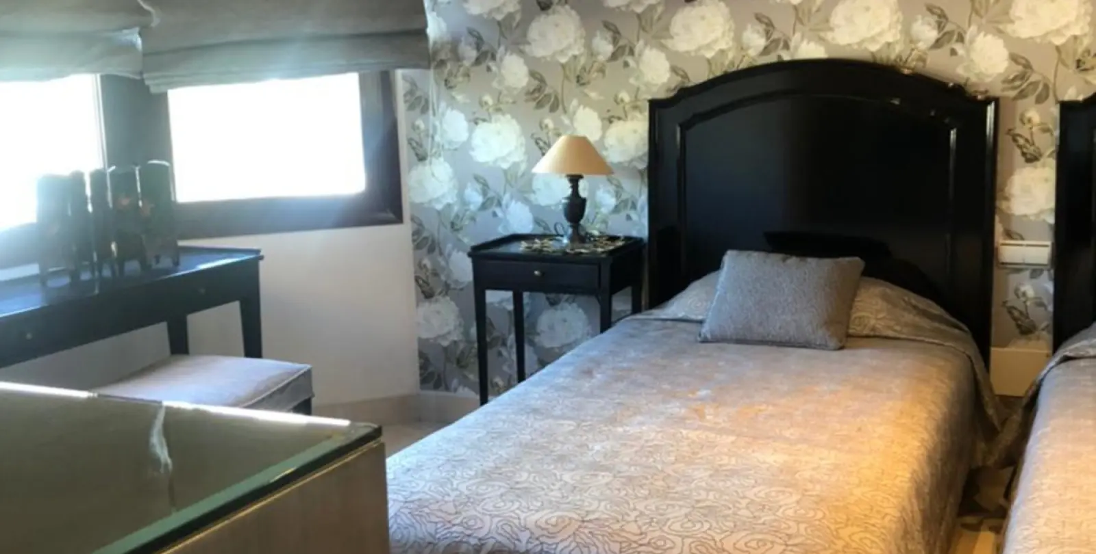 Alquiler a corto plazo de apartamento en planta media en Puerto Banús 21