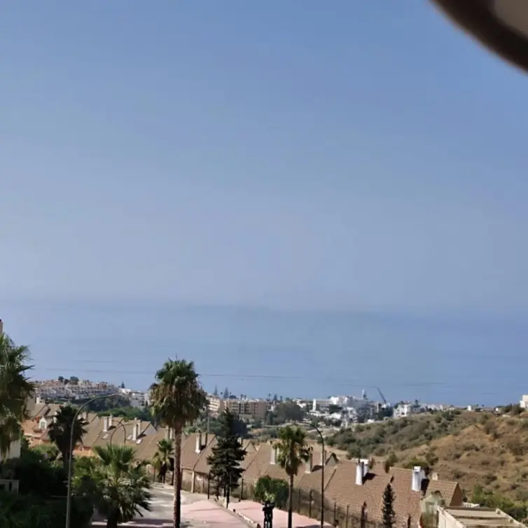 Sale of ground floor apartment in Rincón de la Victoria