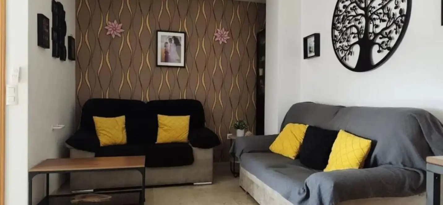 Sale of ground floor apartment in Rincón de la Victoria 3