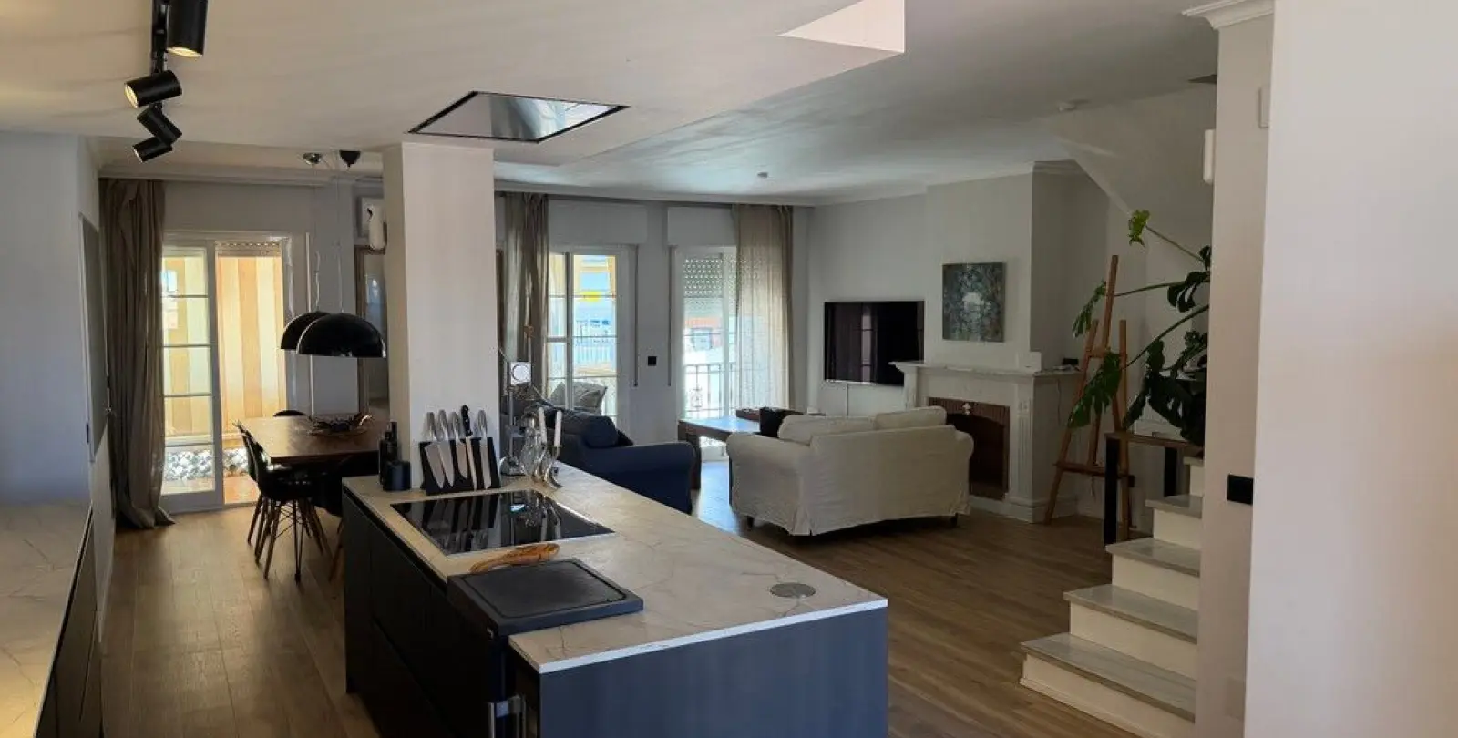 Продажа апартаментов на среднем этаже в Fuengirola 1