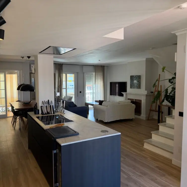 Продажа апартаментов на среднем этаже в Fuengirola