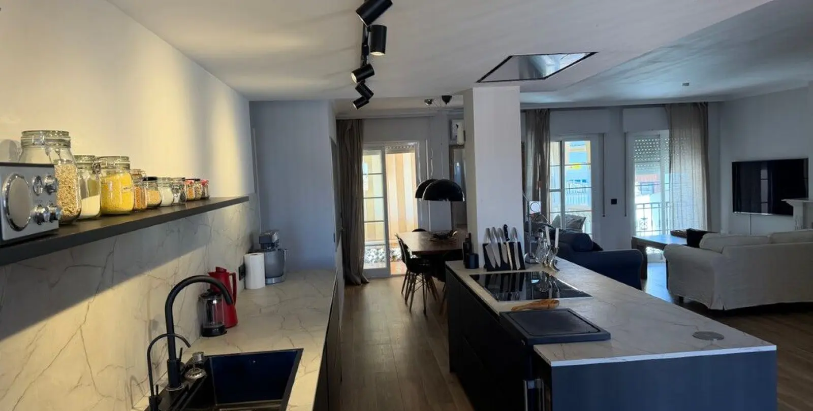 Продажа апартаментов на среднем этаже в Fuengirola 2