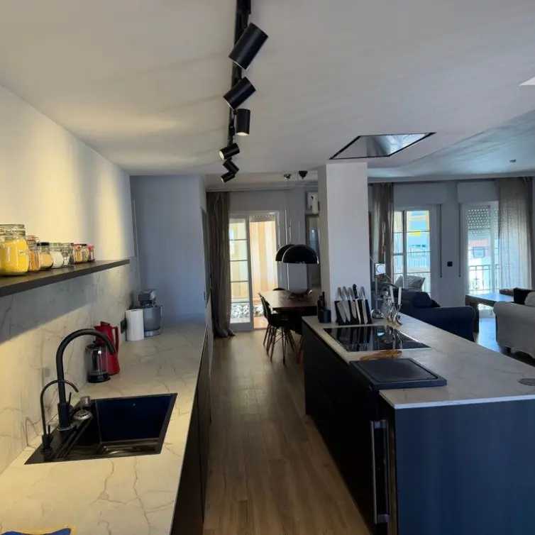 Продажа апартаментов на среднем этаже в Fuengirola