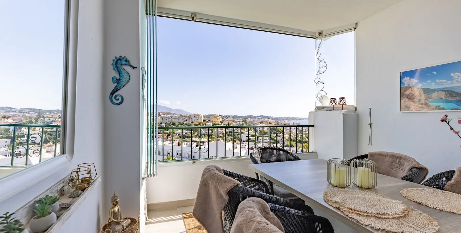 Sale of middle floor apartment in La Cala de Mijas 9