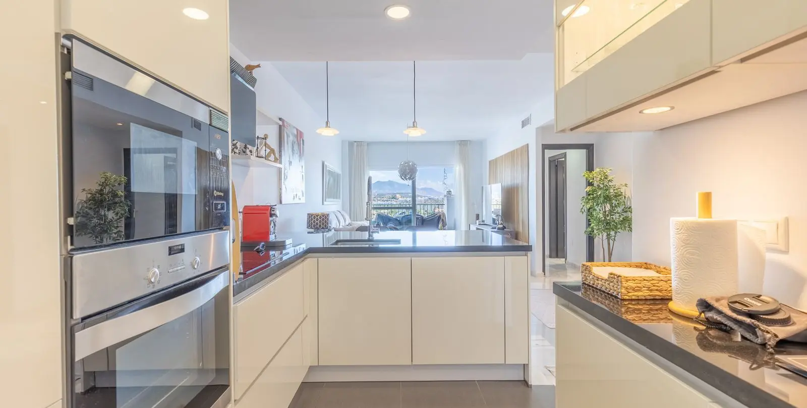 Sale of middle floor apartment in La Cala de Mijas 22