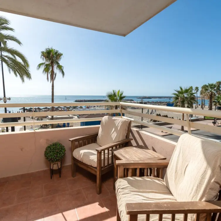 Продажа апартаментов на среднем этаже в Fuengirola