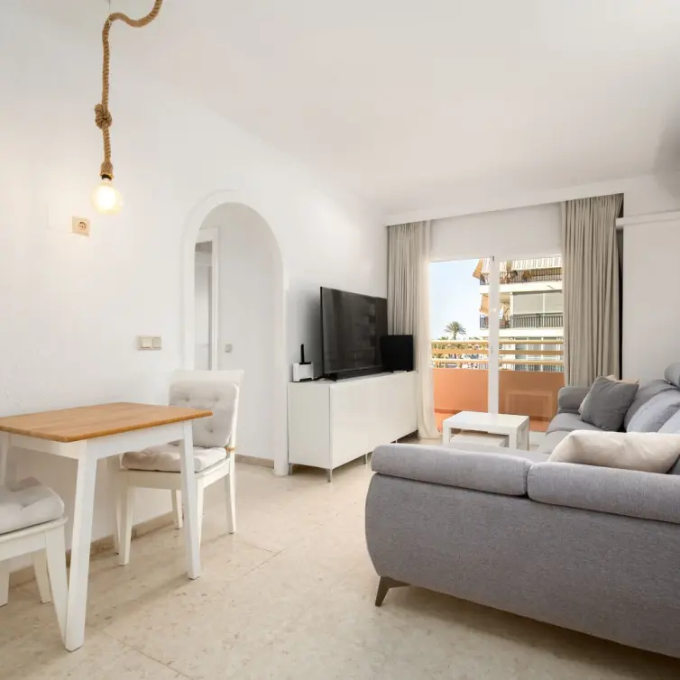 Продажа апартаментов на среднем этаже в Fuengirola