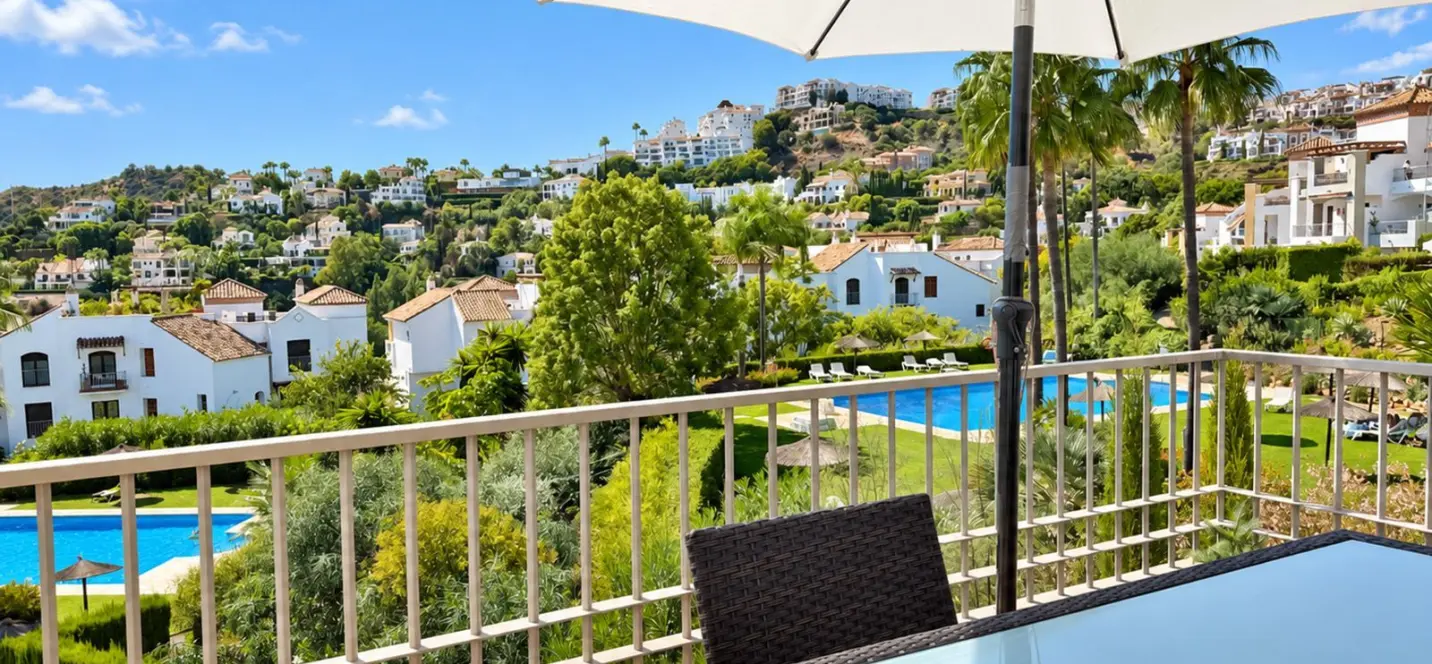Venta de apartamento en planta media en Los Arqueros 1