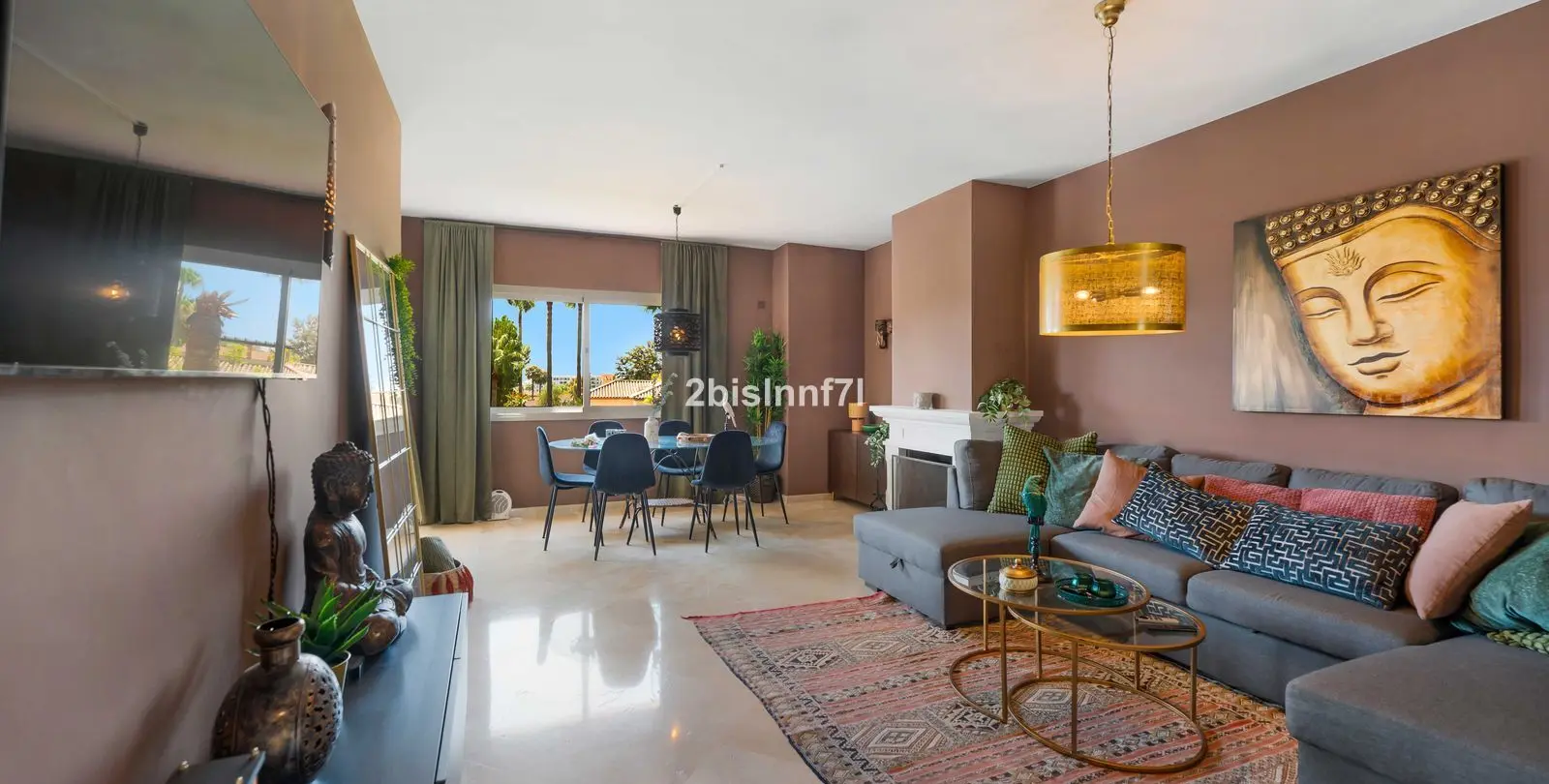 Sale of middle floor apartment in Nueva Andalucía 2